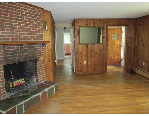 61 Rich St, Worcester, MA 01602 photo 11