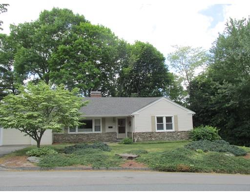 61 Rich St, Worcester, MA 01602 photo 2