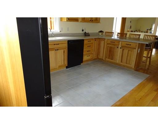 93 Maple Springs Rd, Wareham, MA 02571 photo 6