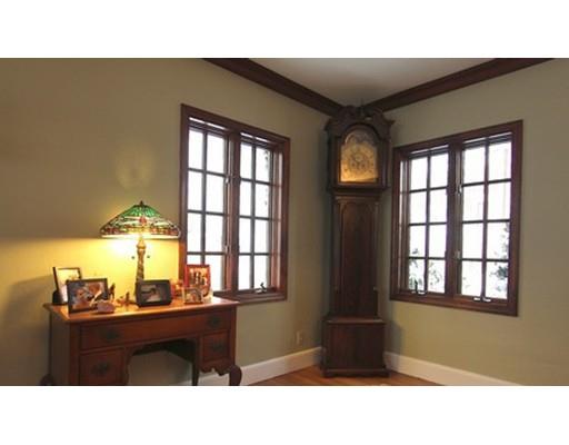 39 Jordan Rd, Brookline, MA 02446 photo 5