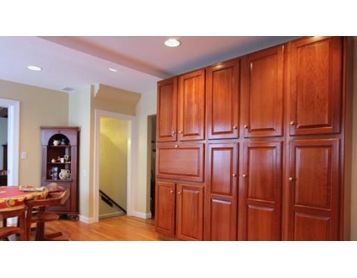 39 Jordan Rd, Brookline, MA 02446 photo 9