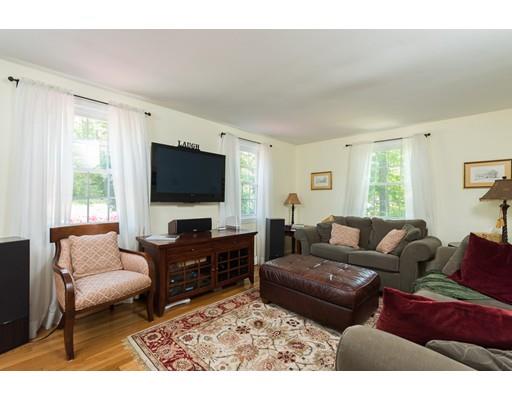 135 Gorwin Dr, Hanson, MA 02341 photo 10