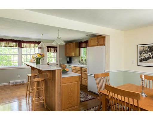 135 Gorwin Dr, Hanson, MA 02341 photo 4