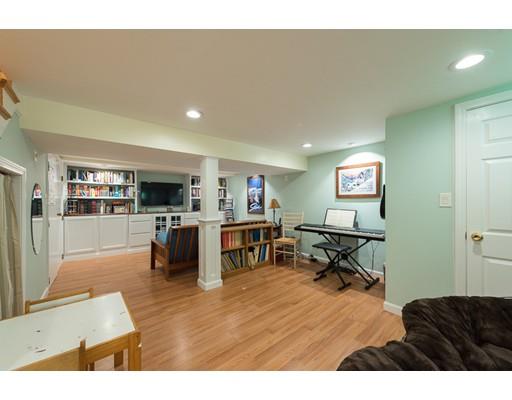 135 Gorwin Dr, Hanson, MA 02341 photo 19