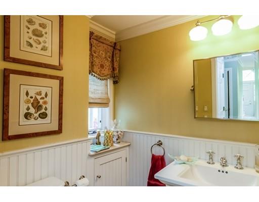 32 Flint St, Marblehead, MA 01945 photo 23