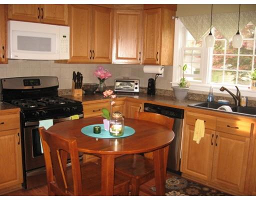 78 Middle Rd, Acushnet, MA 02743 photo 9