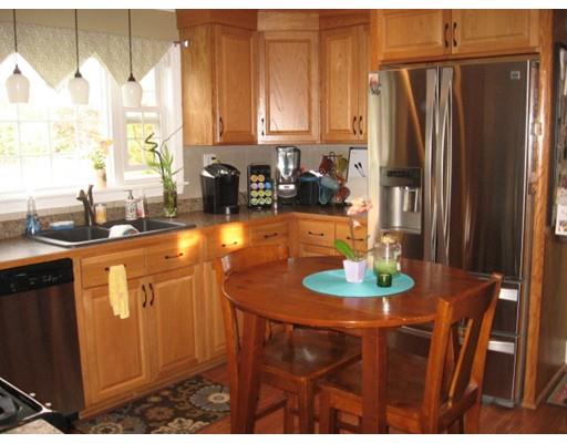 78 Middle Rd, Acushnet, MA 02743 photo 8
