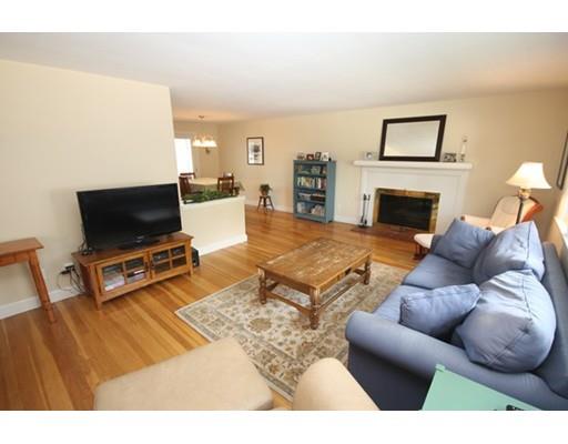 31 E St, Hull, MA 02045 photo 11