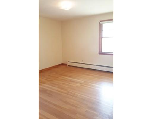 64 Blanche St, Springfield, MA 01119 photo 8