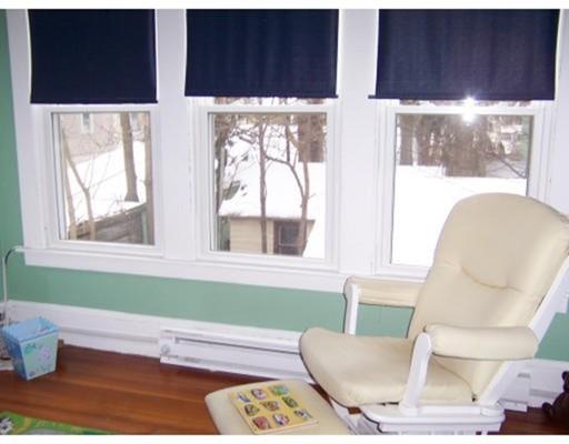 484 White St, Springfield, MA 01108 photo 10