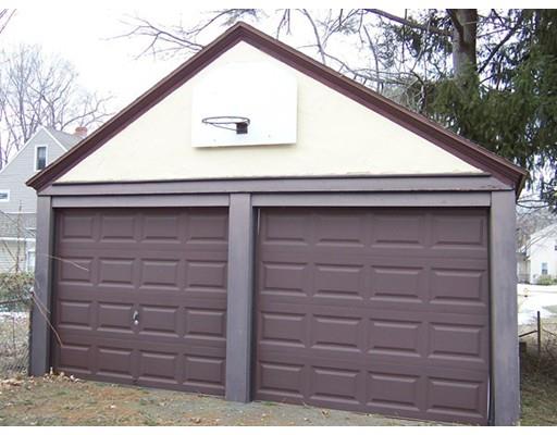 30 Bangor St, Springfield, MA 01118 photo 24