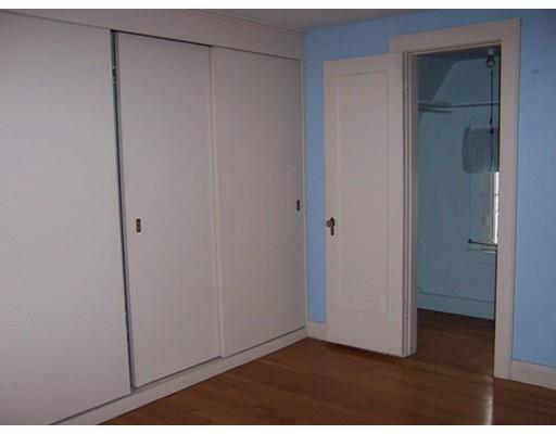 30 Bangor St, Springfield, MA 01118 photo 21
