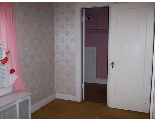 30 Bangor St, Springfield, MA 01118 photo 19