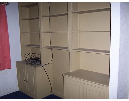 30 Bangor St, Springfield, MA 01118 photo 5