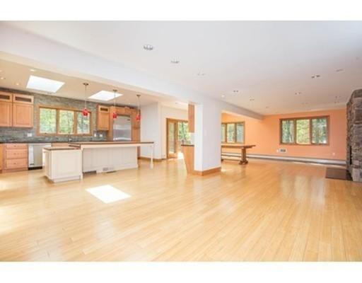 13 Kenmore Dr, Danvers, MA 01923 photo 2