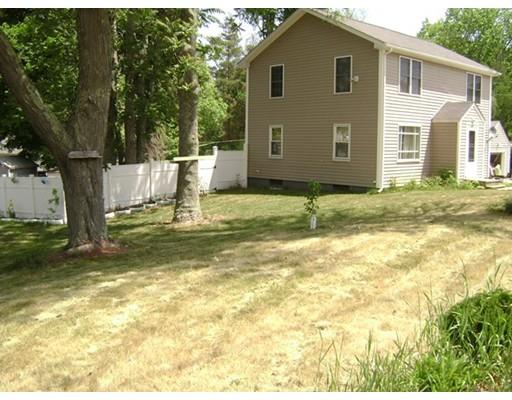 64 2nd Island Rd, Webster, MA 01570 photo 4