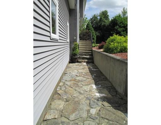 493 Boston Rd, Sutton, MA 01590 photo 2