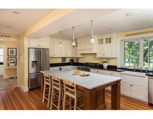 48 Cottage St, Hingham, MA 02043 photo 6