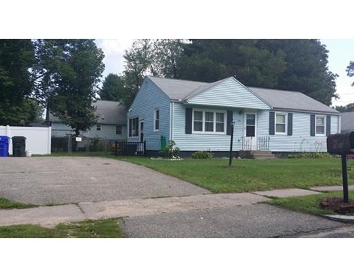 158 Cherokee Dr, Springfield, MA 01109 photo 2