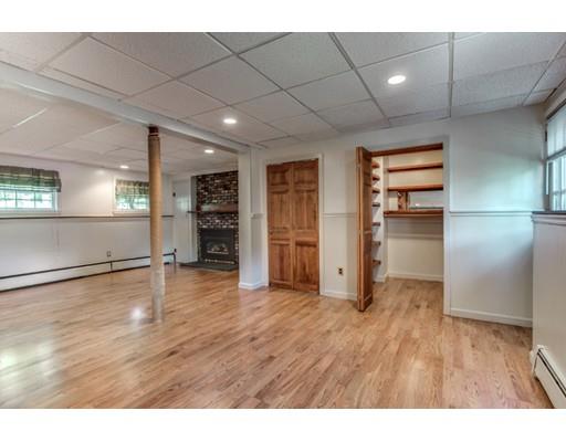 30 Beverly Ave, Marblehead, MA 01945 photo 24
