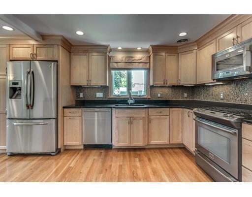 30 Beverly Ave, Marblehead, MA 01945 photo 11