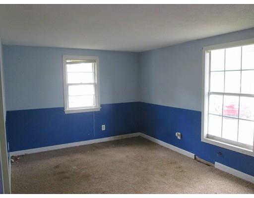 9 Standish Ave, East Wareham, MA 02538 photo 13