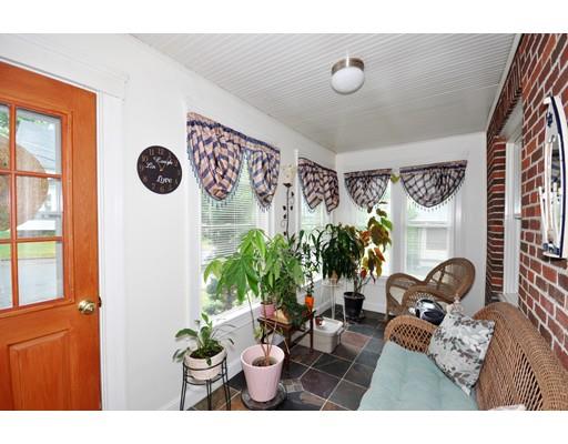 6 Chandler St, Maynard, MA 01754 photo 2