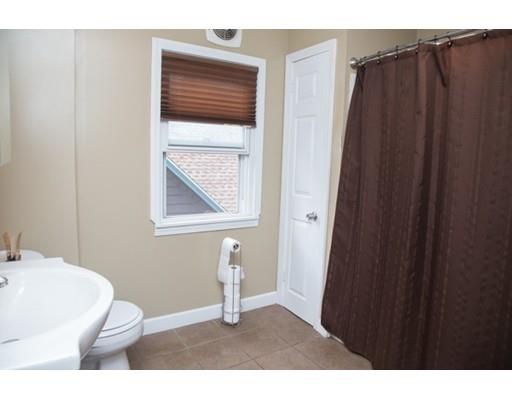 225 Dorset St, Springfield, MA 01108 photo 11
