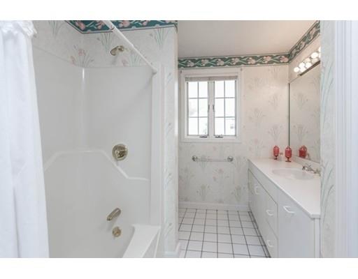 24 Beale St, Worcester, MA 01606 photo 10