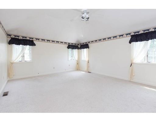 26 Beale St, Worcester, MA 01606 photo 11