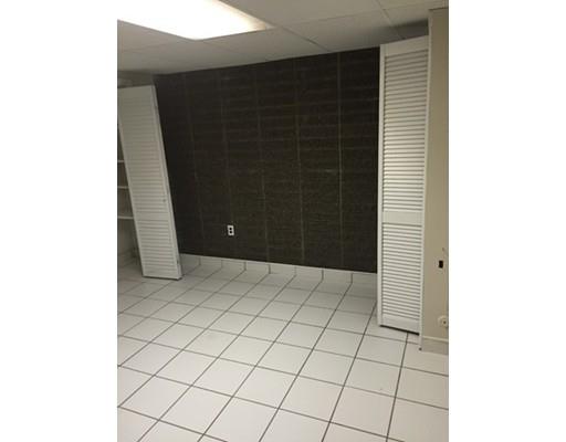 131 Ward St, Chicopee, MA 01020 photo 13