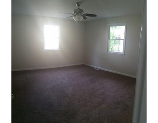 131 Ward St, Chicopee, MA 01020 photo 8