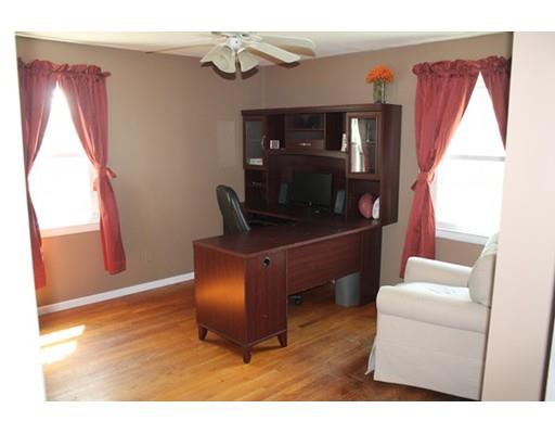 12 Kenway Dr, Springfield, MA 01104 photo 6