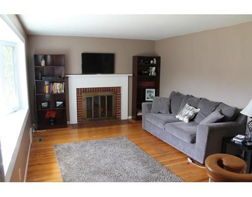12 Kenway Dr, Springfield, MA 01104 photo 3