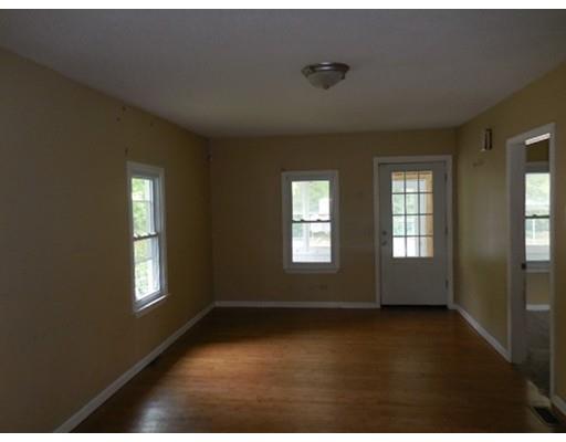 681 Bay St, Springfield, MA 01109 photo 13