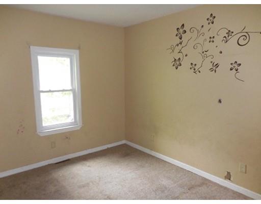 681 Bay St, Springfield, MA 01109 photo 12