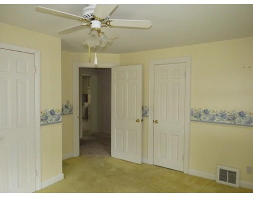 204 Windemere St, Springfield, MA 01104 photo 14
