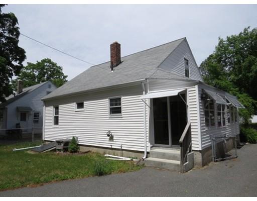 204 Windemere St, Springfield, MA 01104 photo 2