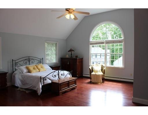 75 Elm St, Hingham, MA 02043 photo 9