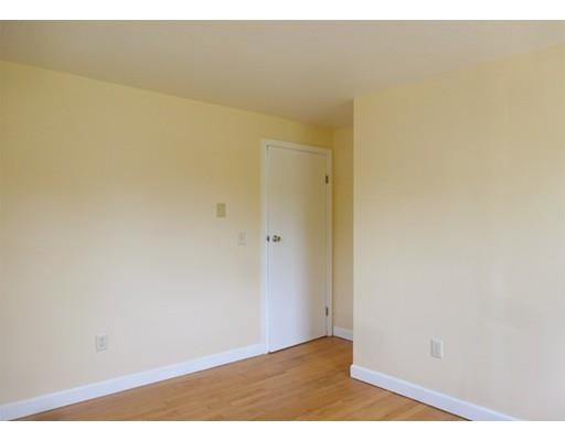 156 Groton St, Springfield, MA 01129 photo 15