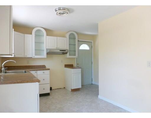 156 Groton St, Springfield, MA 01129 photo 16