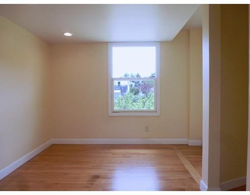 156 Groton St, Springfield, MA 01129 photo 12