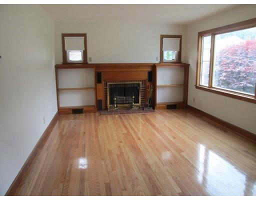 6 Chestnut St, Ware, MA 01082 photo 3