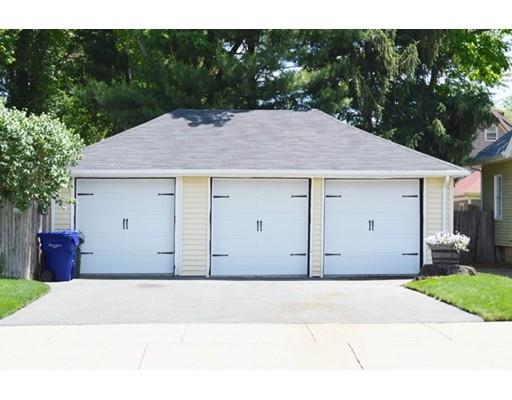101 Sunapee St, Springfield, MA 01108 photo 2