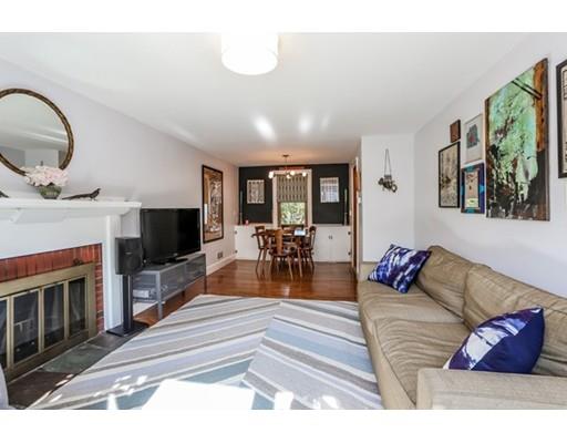 29 Congress Pl, Dedham, MA 02026 photo 4