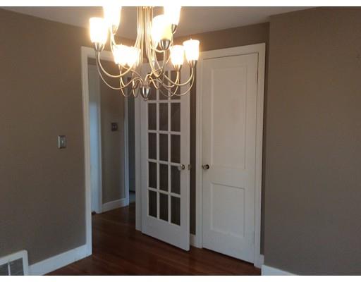 43 Gillette Ave, Springfield, MA 01118 photo 5