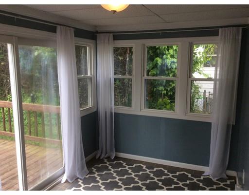 43 Gillette Ave, Springfield, MA 01118 photo 8