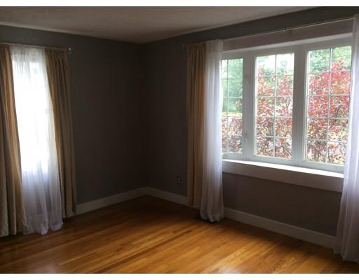 43 Gillette Ave, Springfield, MA 01118 photo 6