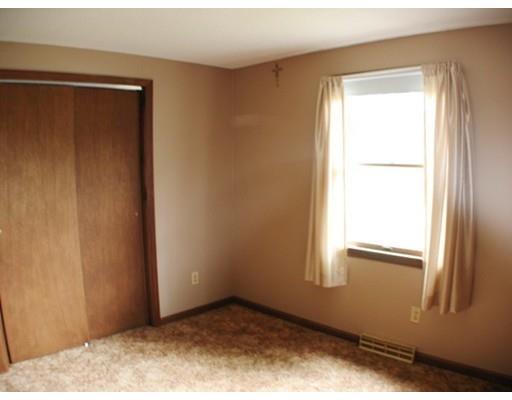 148 Jeffrey Rd, Springfield, MA 01119 photo 8