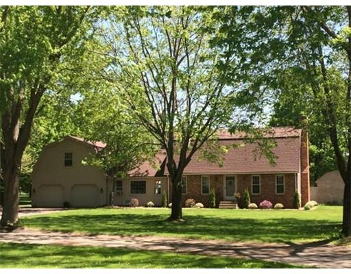 75 River Dr, Hadley, MA 01035 photo 1